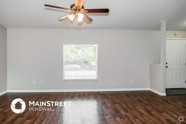 Building Photo - 1510 Glencove Ave NW