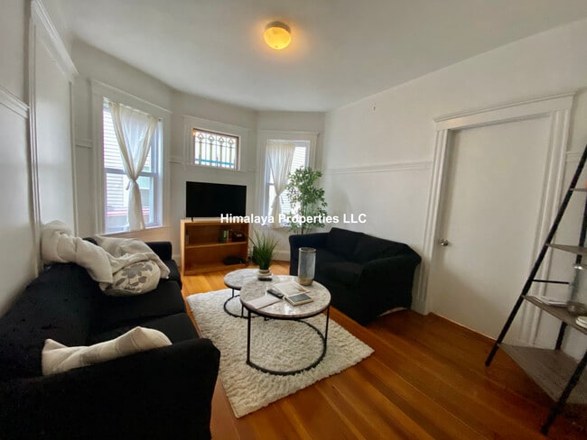 Foto del edificio - 27 Fainwood Cir