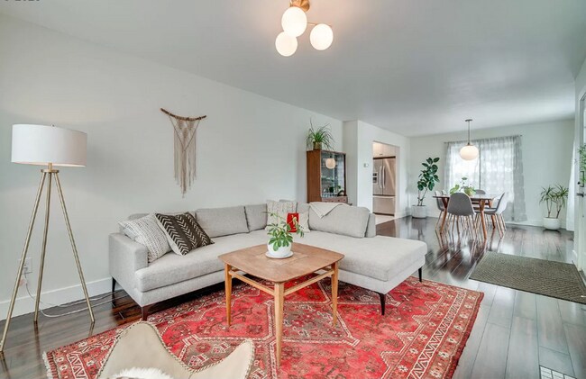 Building Photo - Welcome To This Tastefully Remodeled 1928 ...