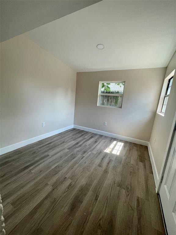 Foto del edificio - 9775 Pine Lake Dr