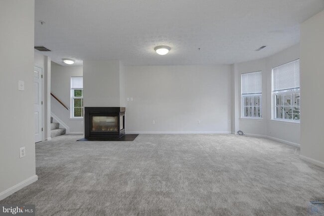 Building Photo - 50 Amberstone Ct