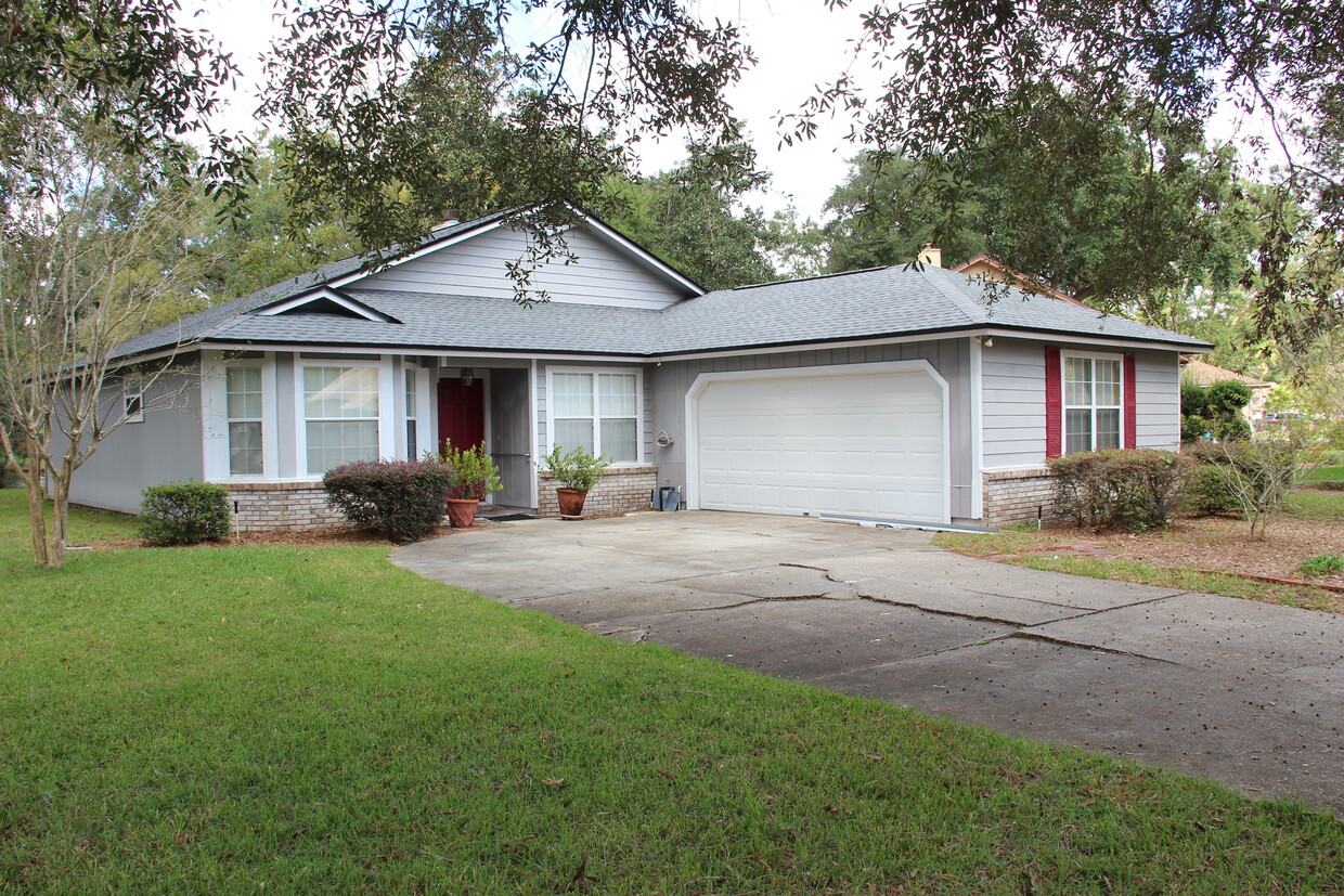 Foto principal - 485 Wynfield Cir