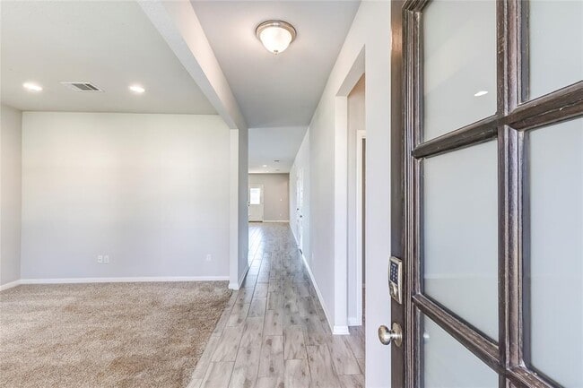 Foto del edificio - 2533 Pecan Island Dr