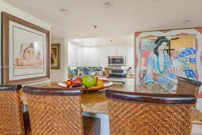 Building Photo - 1400 Salzedo Street 305, Coral Gables, FL ...
