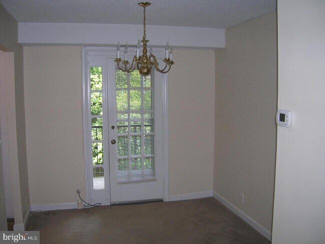 Foto del edificio - 3028 S Abingdon St