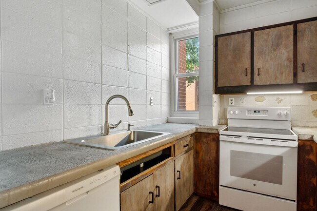 Foto del edificio - 3 bed/2 bath. Close to Campus. Pet Friendly.