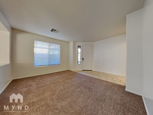 Foto del edificio - 15257 W Banff Ln