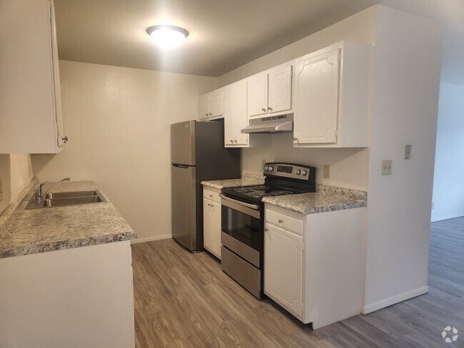 Beacon Hill Apartments - 492 Reviews, Rockford, IL Apartments for Rent