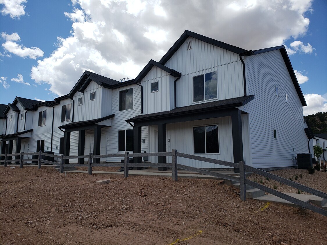 501 S May Dr, Cedar City, UT 84720 Townhome Rentals in Cedar City UT