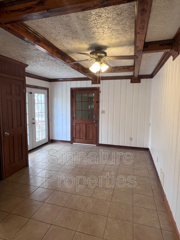 Building Photo - 13010 Bailey Bridge Rd