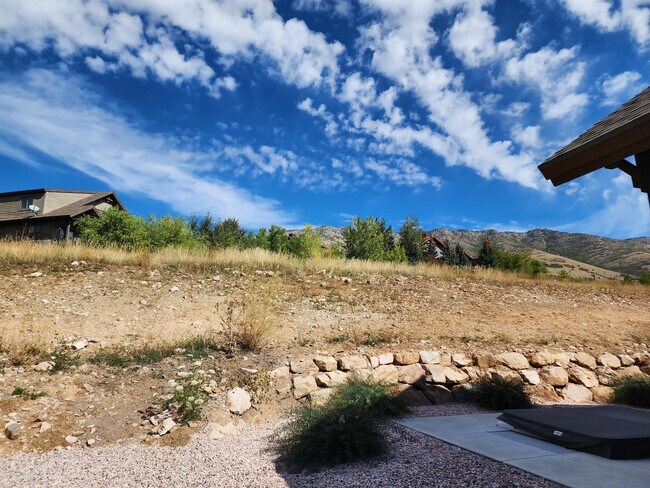Foto del edificio - 5979 E Big Horn Pkwy