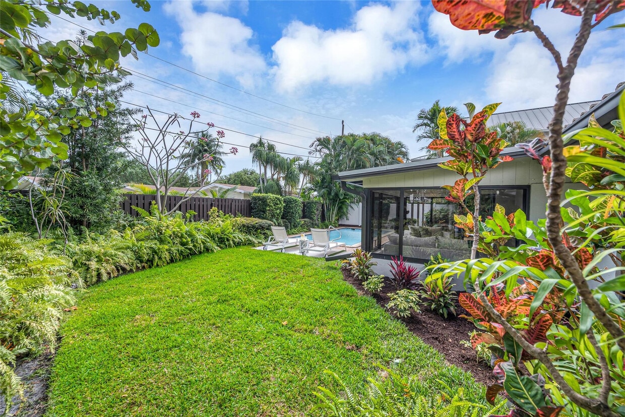 Foto principal - 1950 Harbourview Dr