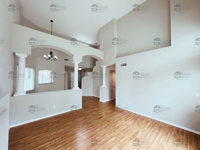 Building Photo - Remodeled Two-Story 3BD/2BA Home in Gated ...
