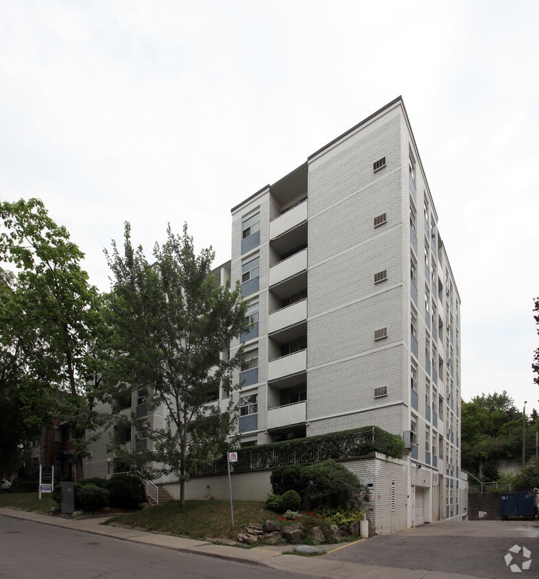 The Montclair Apartments 55 Montclair Ave Toronto, ON