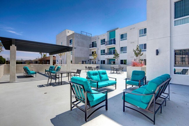 Foto del edificio - 5762 Morley St