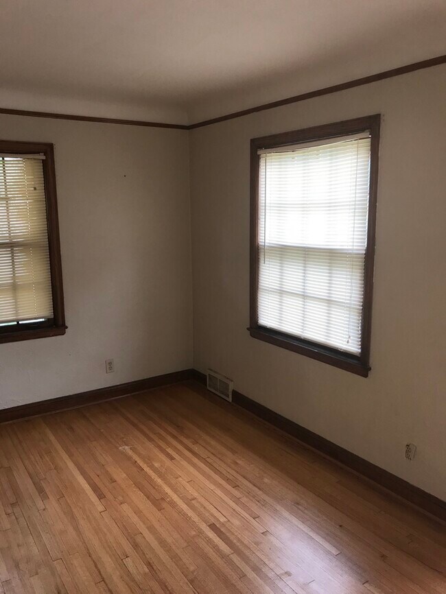 Foto del edificio - 4242 N Girard Ave