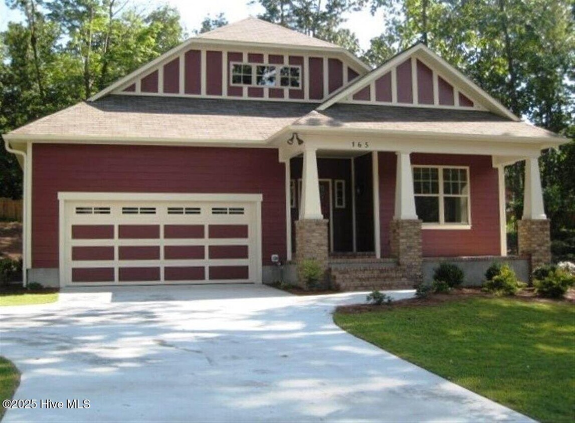Primary Photo - 165 Devon Cir