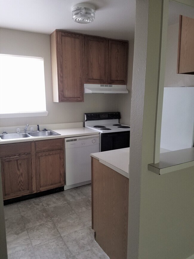 Foto del edificio - 3148 NW Cache Rd