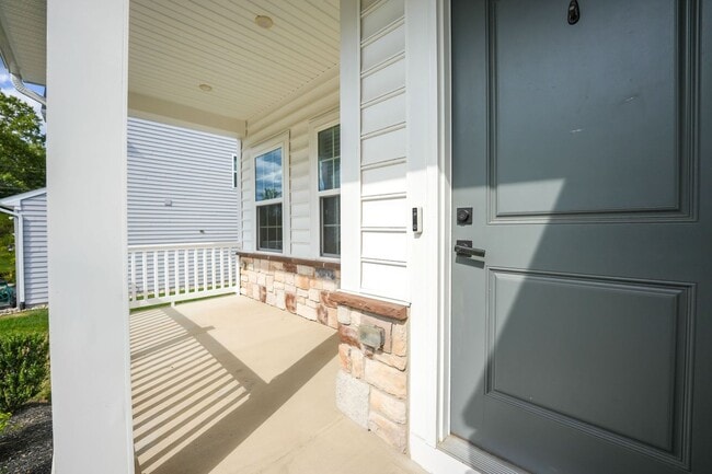 Building Photo - 12205 Cranford Dr