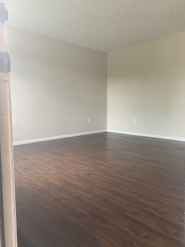 Foto del edificio - 5984 Little Brook Way