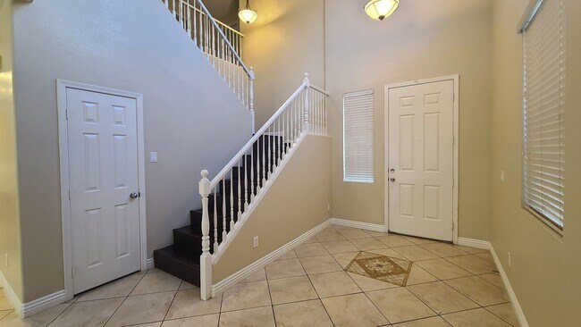 Building Photo - 2 Story home in Southwest Las Vegas