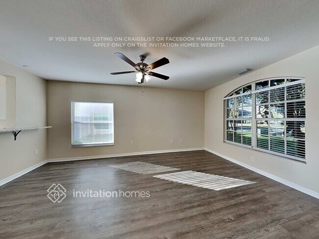 Foto del edificio - 7108 49th Pl E