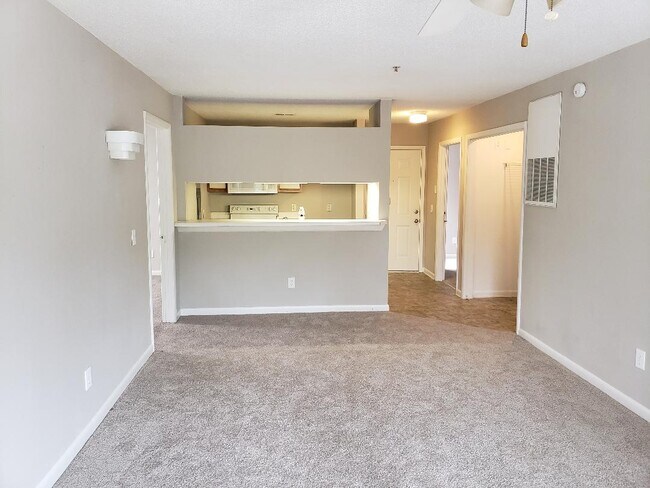 Building Photo - 1230 University Ct