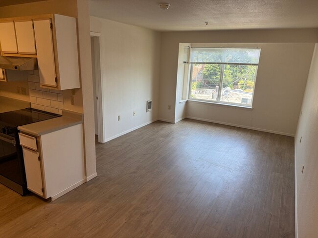 Living - Rose City Center Apartments - 55 and Over