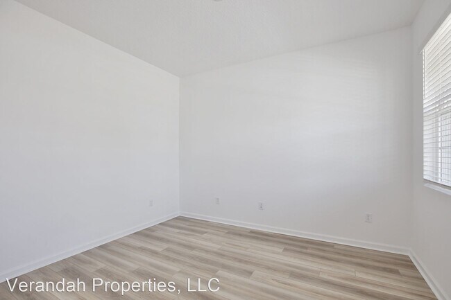 Building Photo - 4 br, 3 bath House - 11768 Sunsail Ave