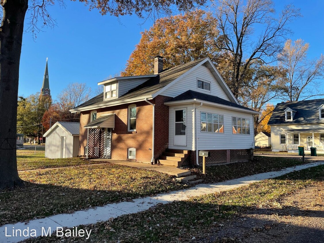 Foto principal - 2 br, 1.5 bath House - 15 North Benard