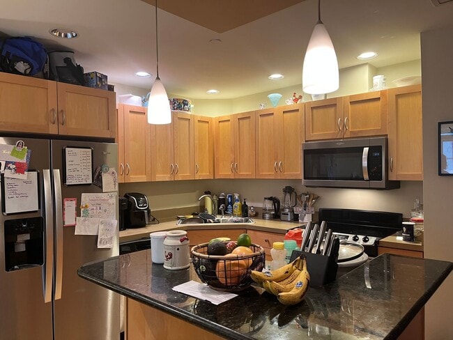 Interior Photo - Gateway Commons