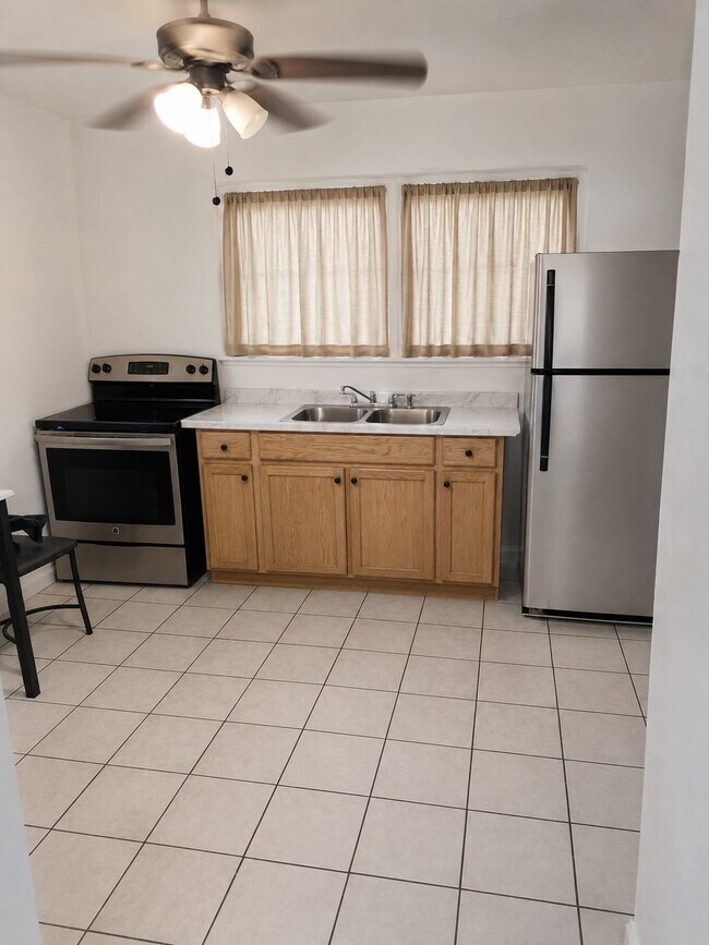 Photo - 1124 NW 112th Terrace (Miami, FL) Apartment