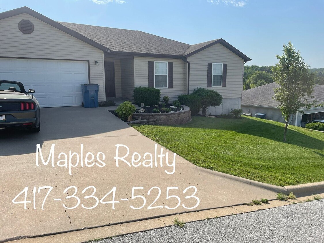 Foto principal - 3 BED, 2 BATH SINGLE FAMILY HOME IN HOLLIS...