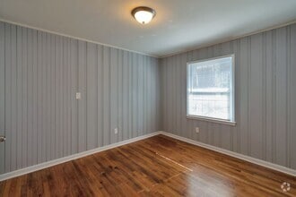 Building Photo - 2284 Beecher Rd SW