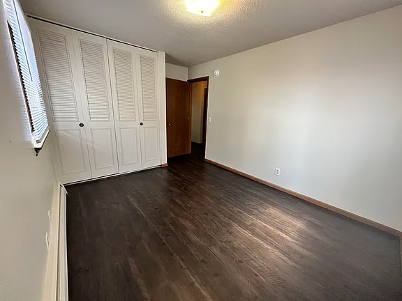 Building Photo - 1321 Division St