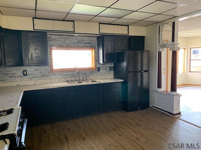 Building Photo - 121 D St