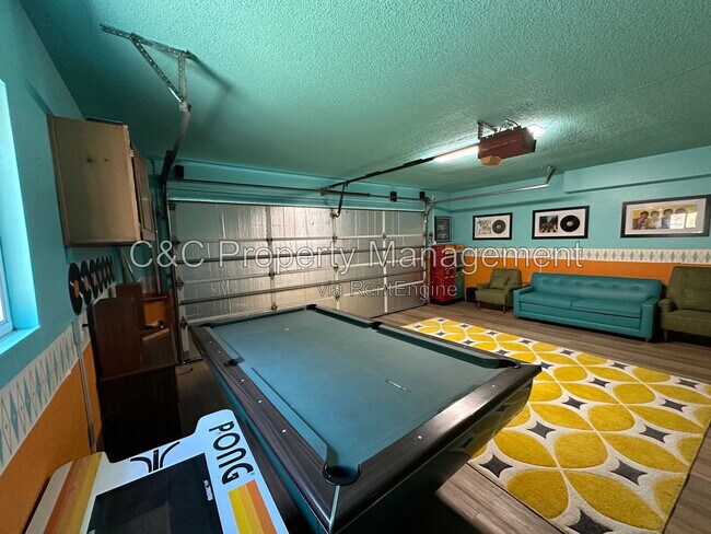 Foto del edificio - 425 Edgerton Dr