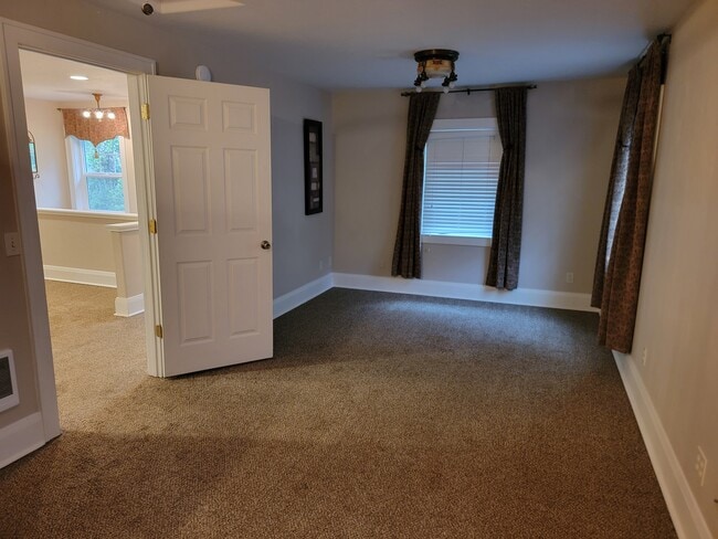 Bedroom - 1578 S Alpine St