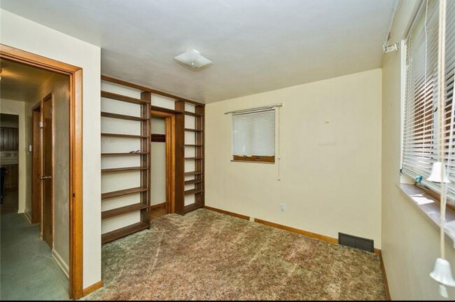 Foto del edificio - 5331 Old Logan Ferry Rd