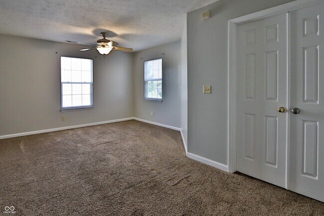 Foto del edificio - 10752 Newgate Ln