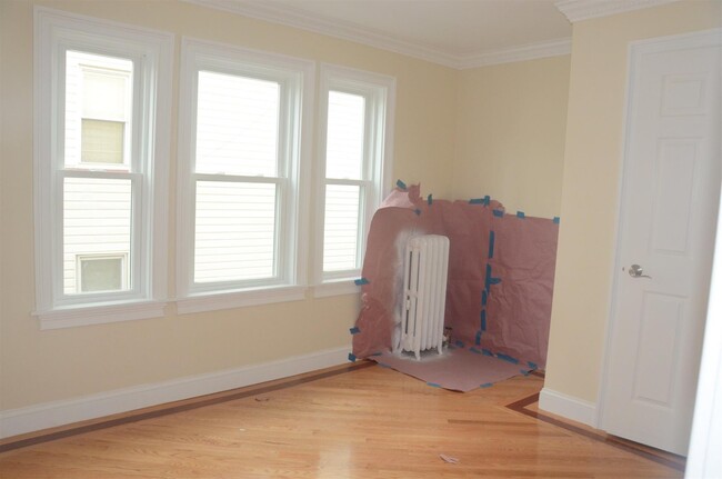 Building Photo - 55 Edgar Ave