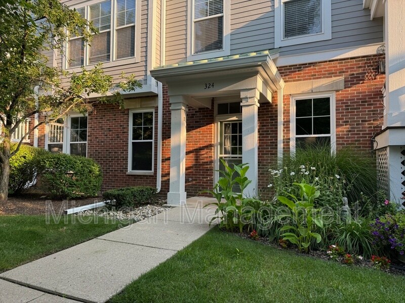 Primary Photo - 324 Red Ryder Dr