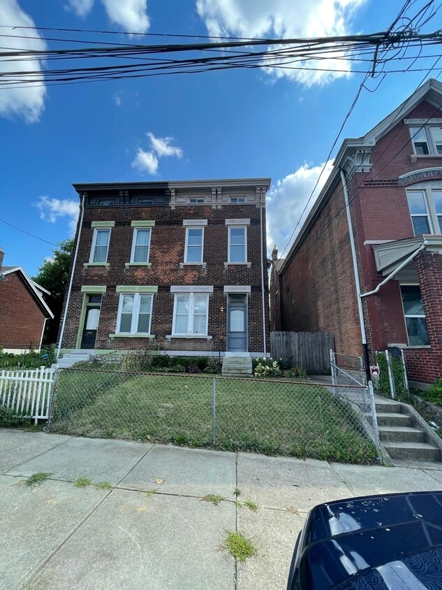 Primary Photo - 1213 Bates Ave