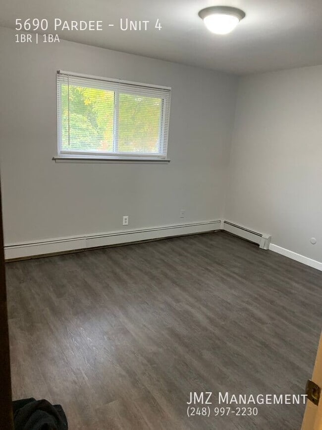 Building Photo - 5690 Pardee-Unit 4