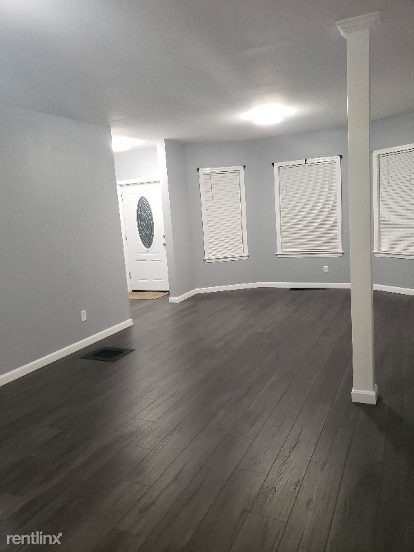 Primary Photo - 3 br, 1 bath Apartment - 25 lockwood st