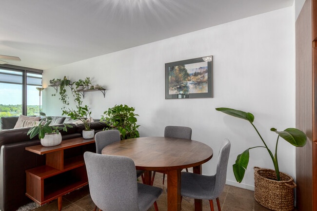 Foto del edificio - 4808 N 24th St