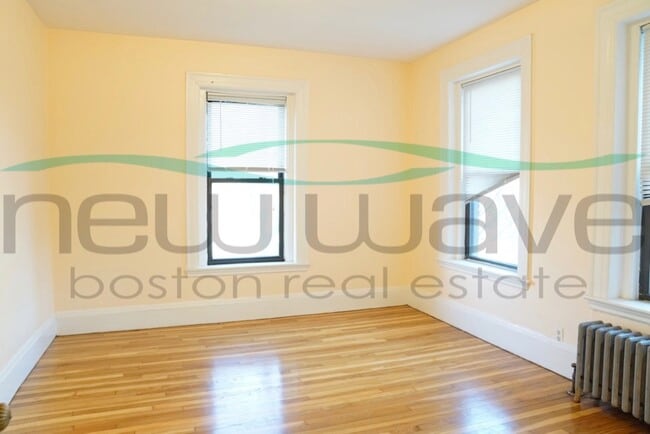 Building Photo - 1091 Boylston St