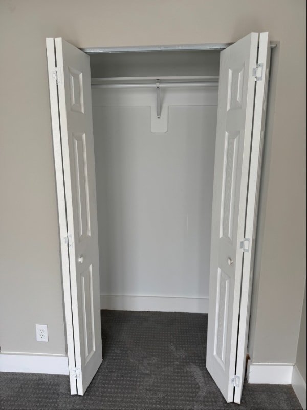 Building Photo - 329 E 25th St