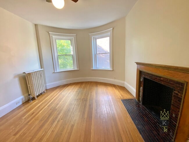 Building Photo - 1788 Beacon St