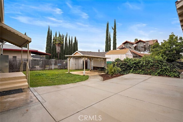 Foto del edificio - 11750 California St